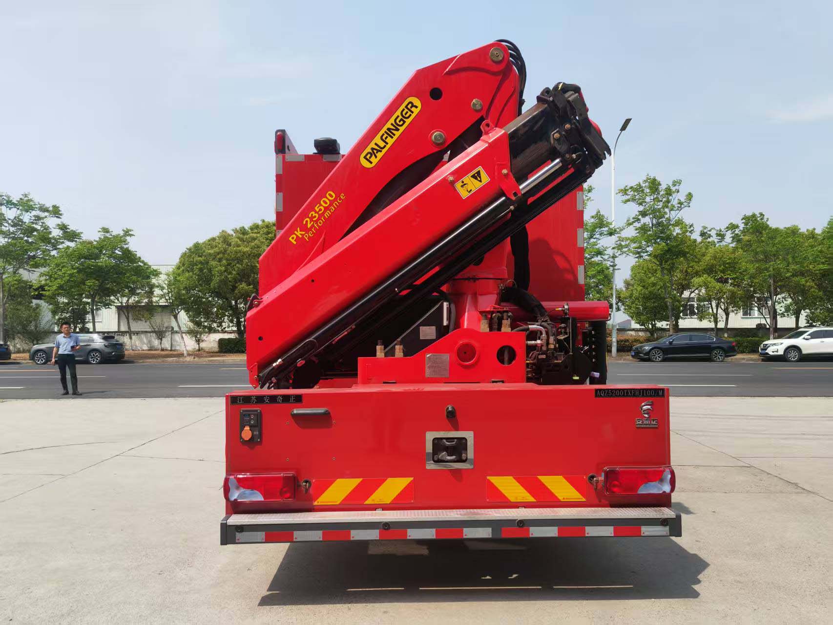 安奇正牌AQZ5200TXFHJ100/M化學(xué)救援消防車公告圖片