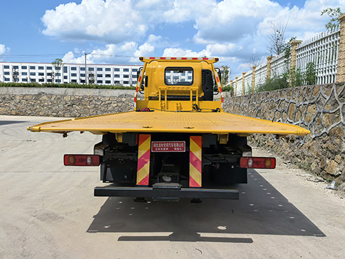 龍牧雙星牌LMX5140TQZDFV6清障車公告圖片