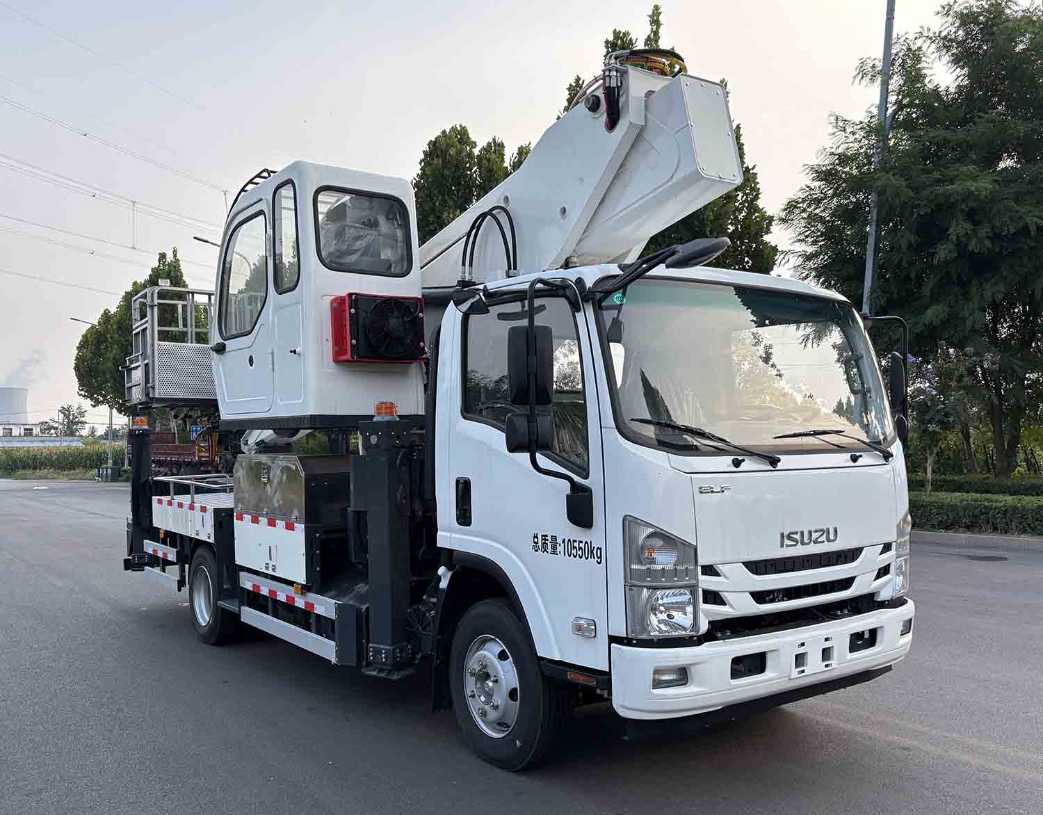 鴻昇久邦牌JBP5111JGKQL6高空作業(yè)車