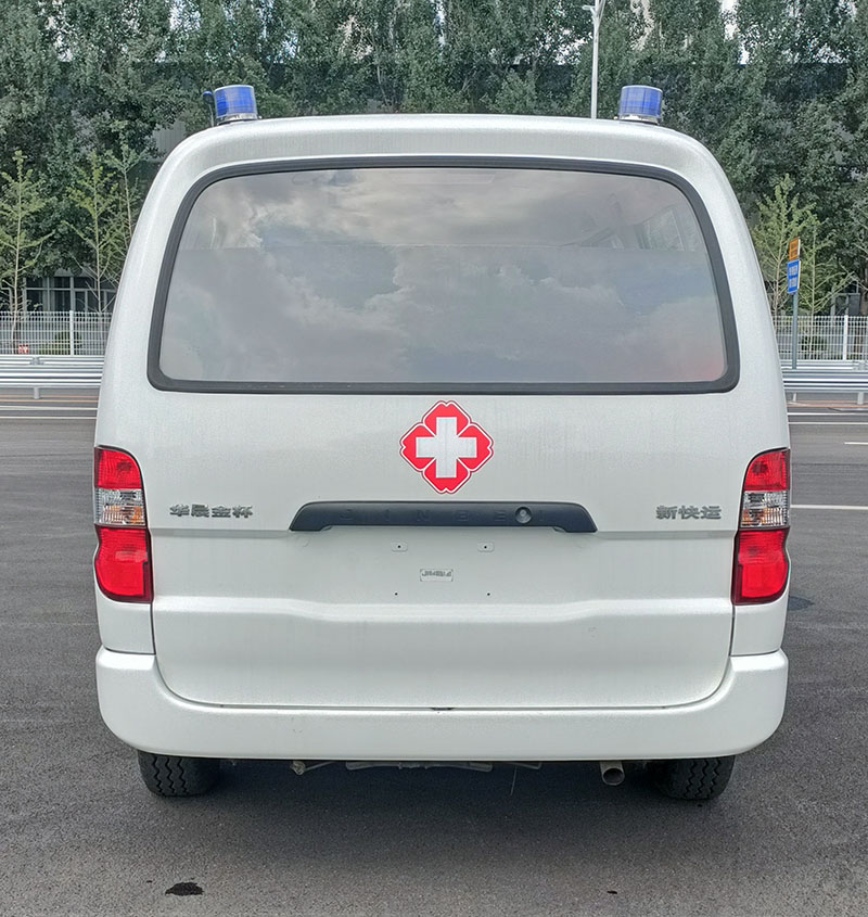 金杯牌SY5031XJHL-H4S1BG救護(hù)車公告圖片