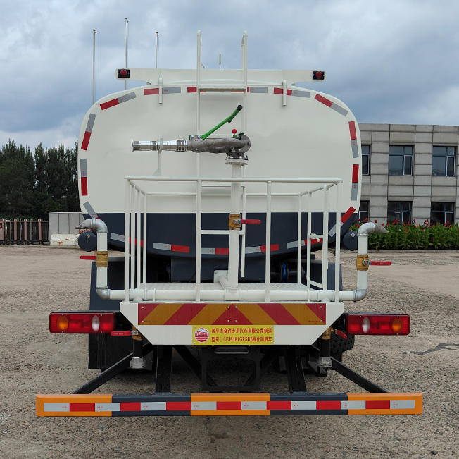 旭達(dá)牌CFJ5181GPSD6綠化噴灑車公告圖片