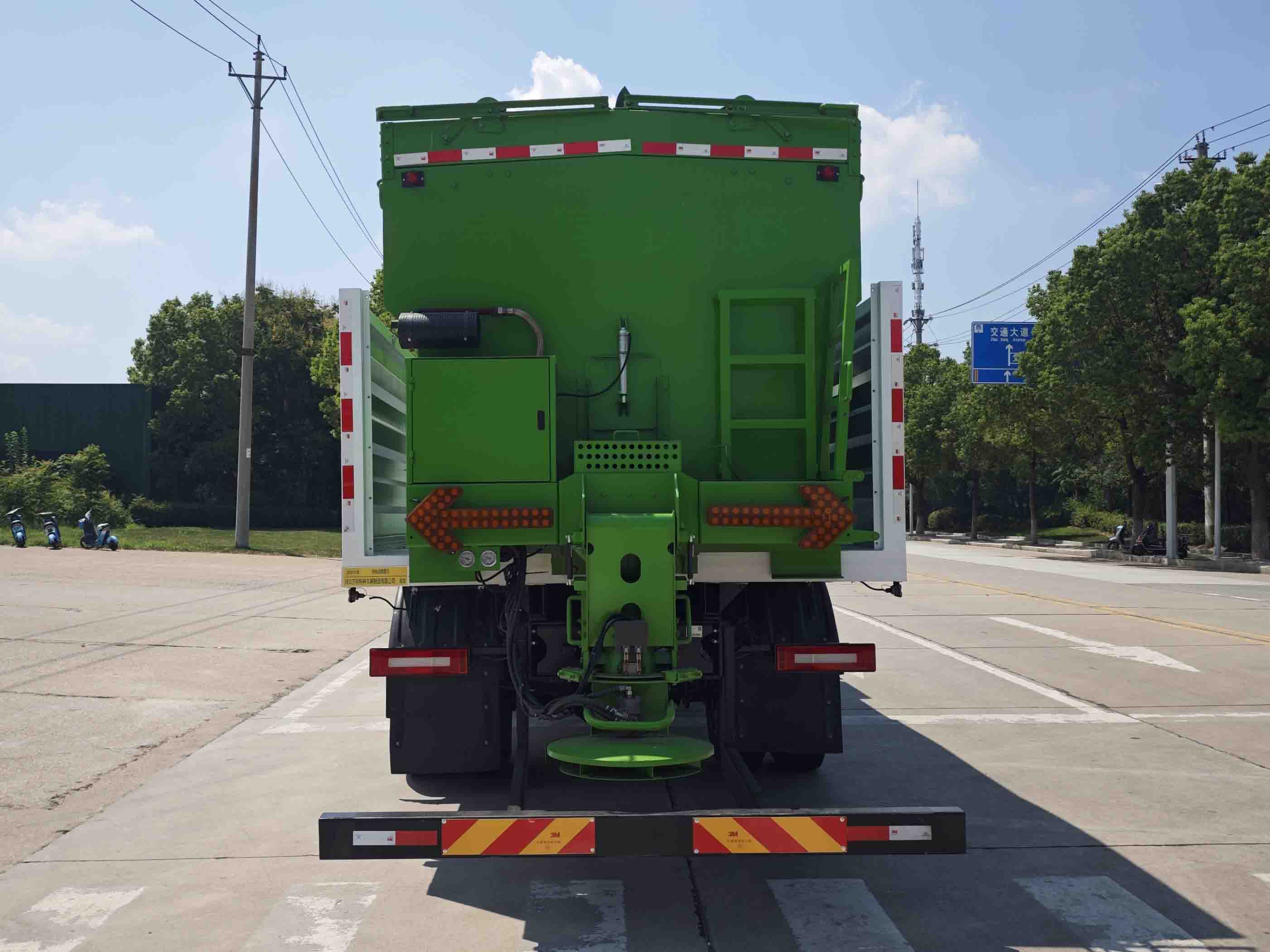 富巖汽車牌HWL5180TCXBEV純電動除雪車公告圖片