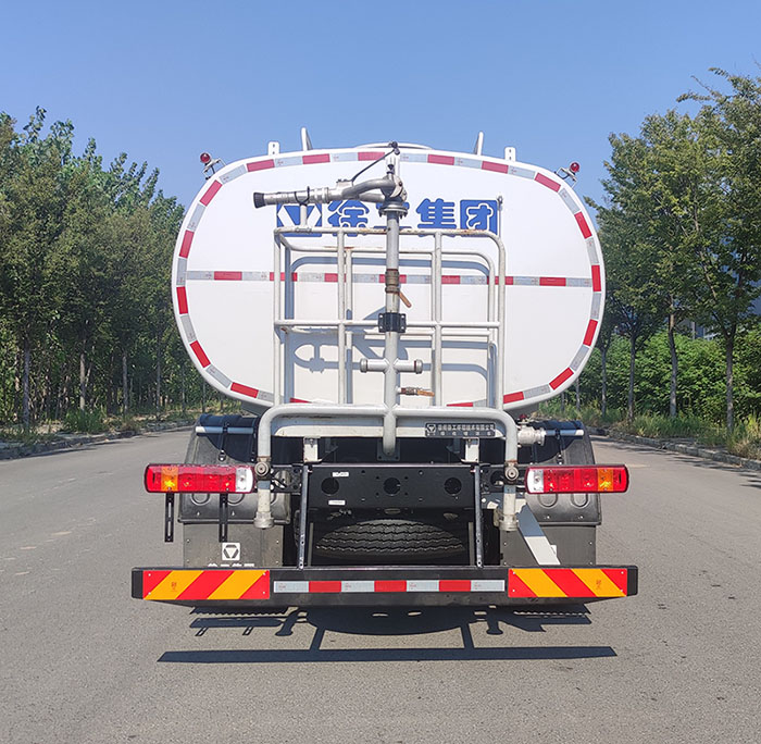 徐工牌XGH5160GPSB6綠化噴灑車公告圖片