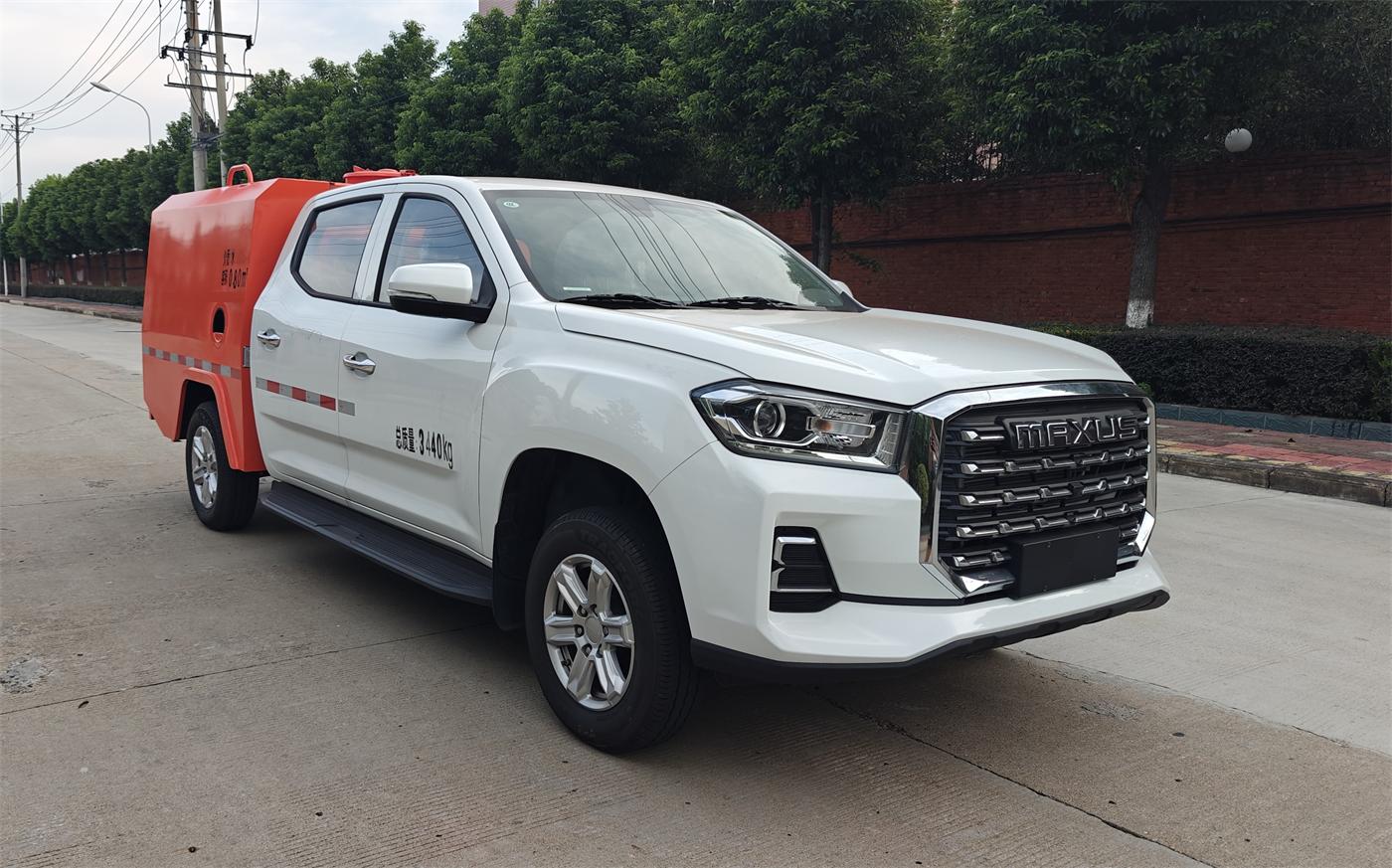 權(quán)駿牌JJJ5030GGSSH6供水車