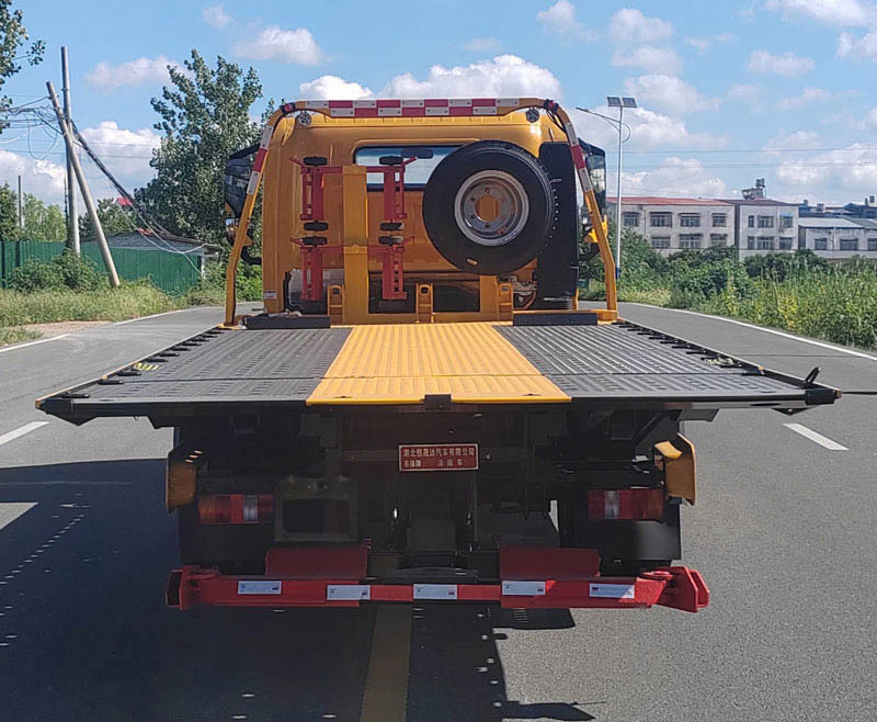 布隆牌LLL5117TQZZZ6清障車(chē)公告圖片