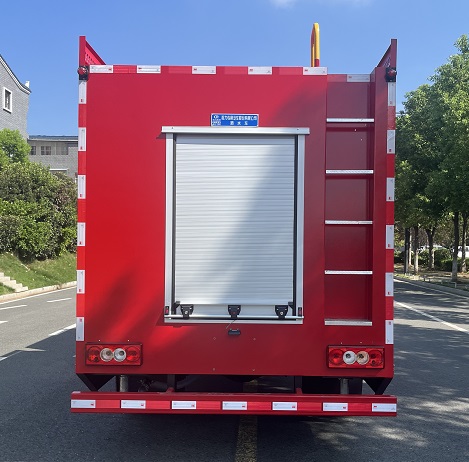 程力威牌CLW5111GSSAYF灑水車公告圖片