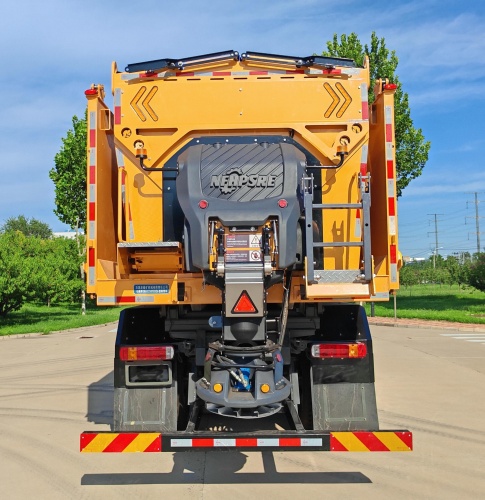 石煤牌SMJ5250TCXZ6除雪車公告圖片