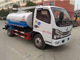 東風(fēng)股份多利卡D6 CLW5070GXED6吸糞車(chē)