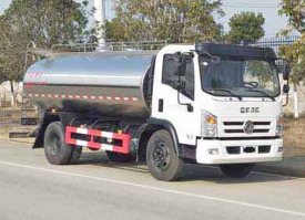 東風股份多利卡D7 CLW5120GNYD6鮮奶運輸車