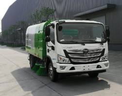 扫路车