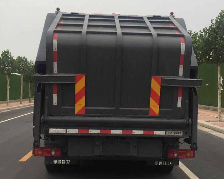 宇通牌YTZ5180ZYSD0BEV純電動壓縮式垃圾車公告圖片