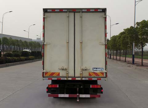 東風(fēng)牌DFV5318XXYGP6N廂式運(yùn)輸車(chē)公告圖片