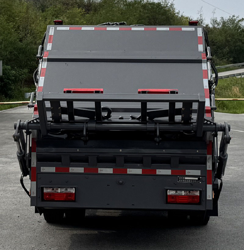 重特牌QYZ5120ZYS6壓縮式垃圾車公告圖片