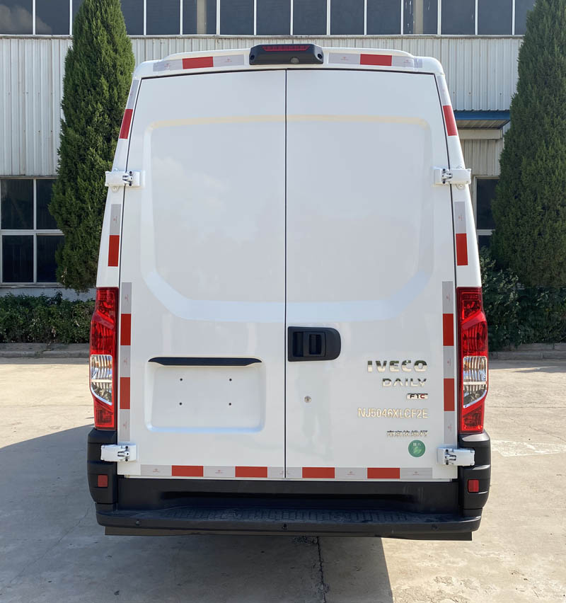 依維柯牌NJ5046XLCF2E冷藏車公告圖片
