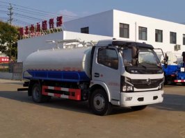 吸粪车