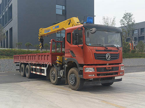 猛卡士特牌XCL5310JSQ6D隨車起重運輸車