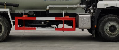 低密度粉粒物料運(yùn)輸車圖片