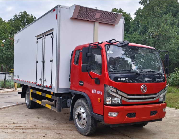 東風(fēng)牌EQ5180XLC8CDEAC冷藏車