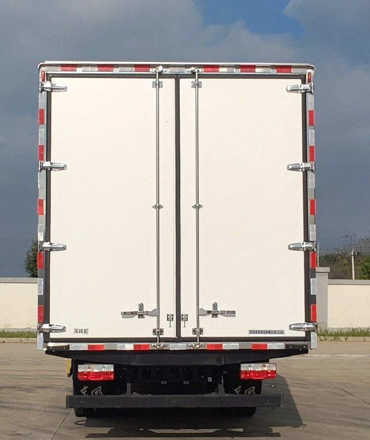 東風牌EQ5120XLC8CDEAC冷藏車公告圖片