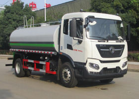 绿化喷洒车