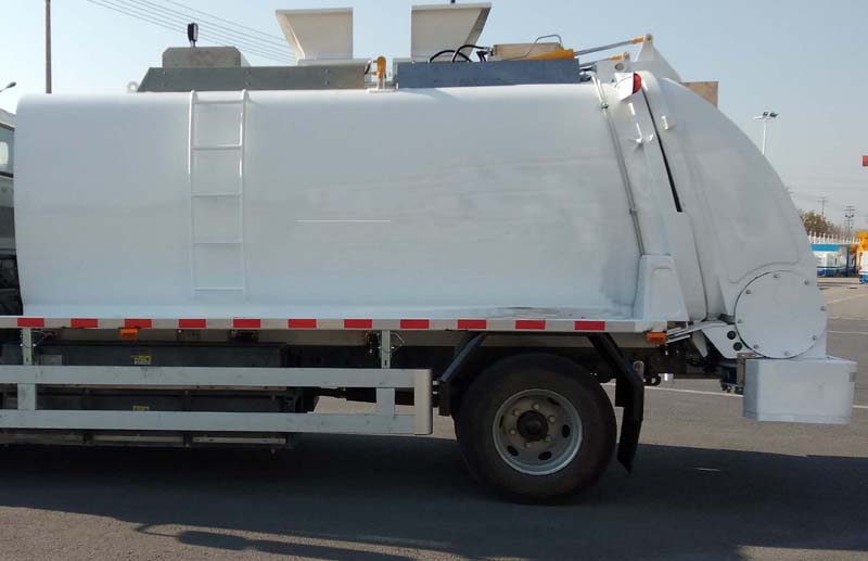 金驫牌YJW5100TCABEV純電動餐廚垃圾車公告圖片