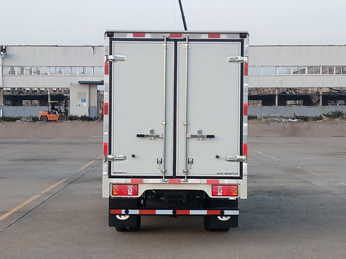 福田牌BJ5045XXY9PB3-55廂式運(yùn)輸車公告圖片