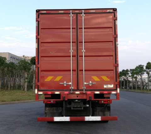 東風(fēng)牌DFV5253XXYGP6D1廂式運輸車公告圖片