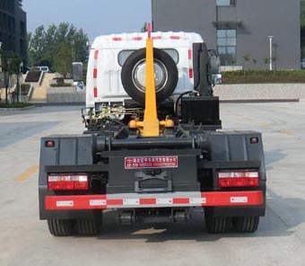 東風(fēng)股份多利卡D7 HYS5120ZXXE6車廂可卸式垃圾車公告圖片