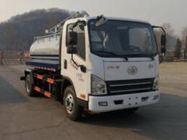 鑫华驰牌THD5073GXWC6吸污车