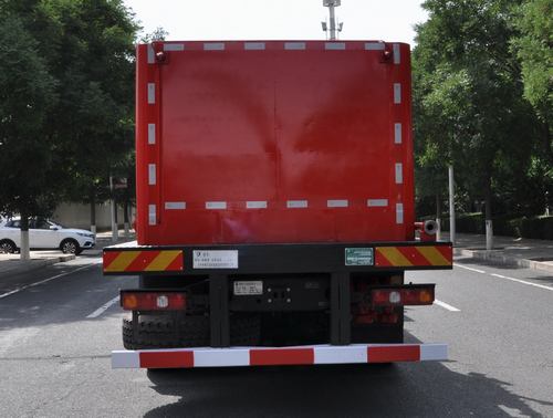 林峰牌LLF5231TYL70壓裂車公告圖片