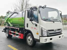 吸污车