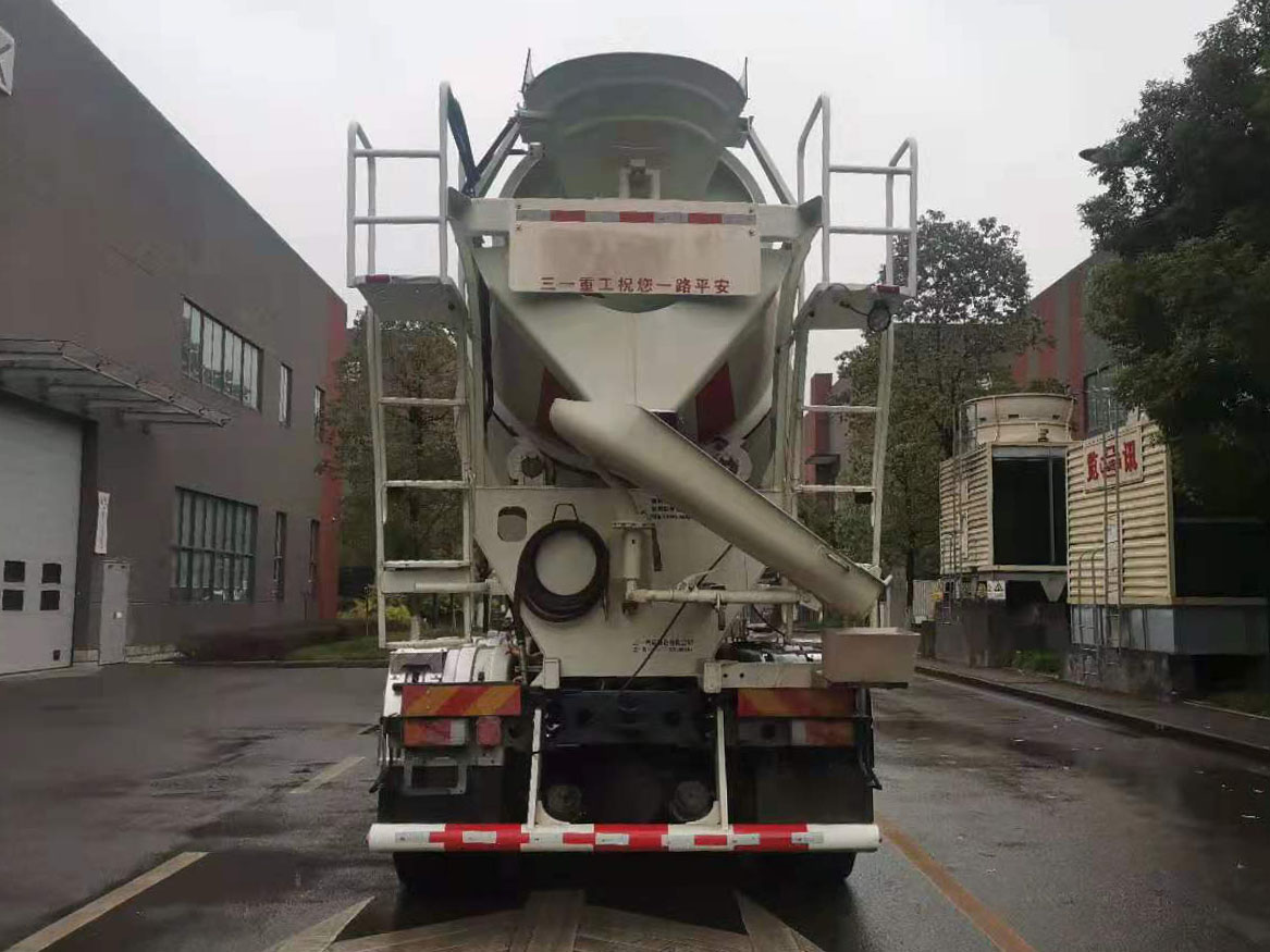 三一牌SYM5310GJB1F3混凝土攪拌運(yùn)輸車公告圖片