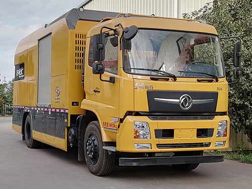 龍吸水牌FLG5150TPS82E大流量排水搶險車