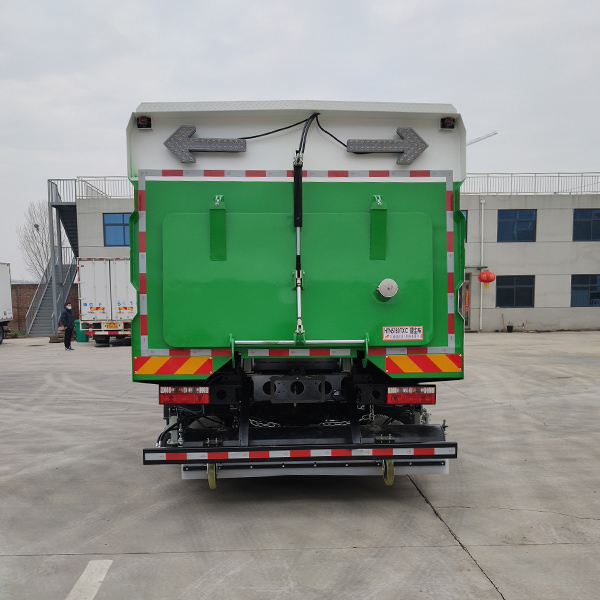 鴻天牛牌HTN5180TXC吸塵車(chē)公告圖片