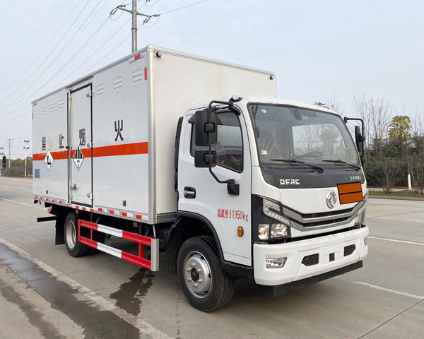 楚勝牌CSC5125XZW6雜項(xiàng)危險(xiǎn)物品廂式運(yùn)輸車
