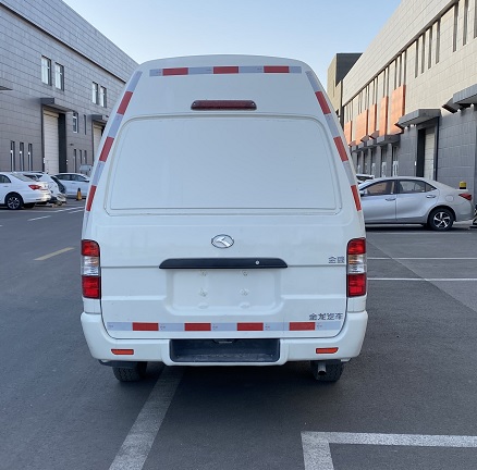 金龍牌XMQ5030XXY76廂式運(yùn)輸車公告圖片