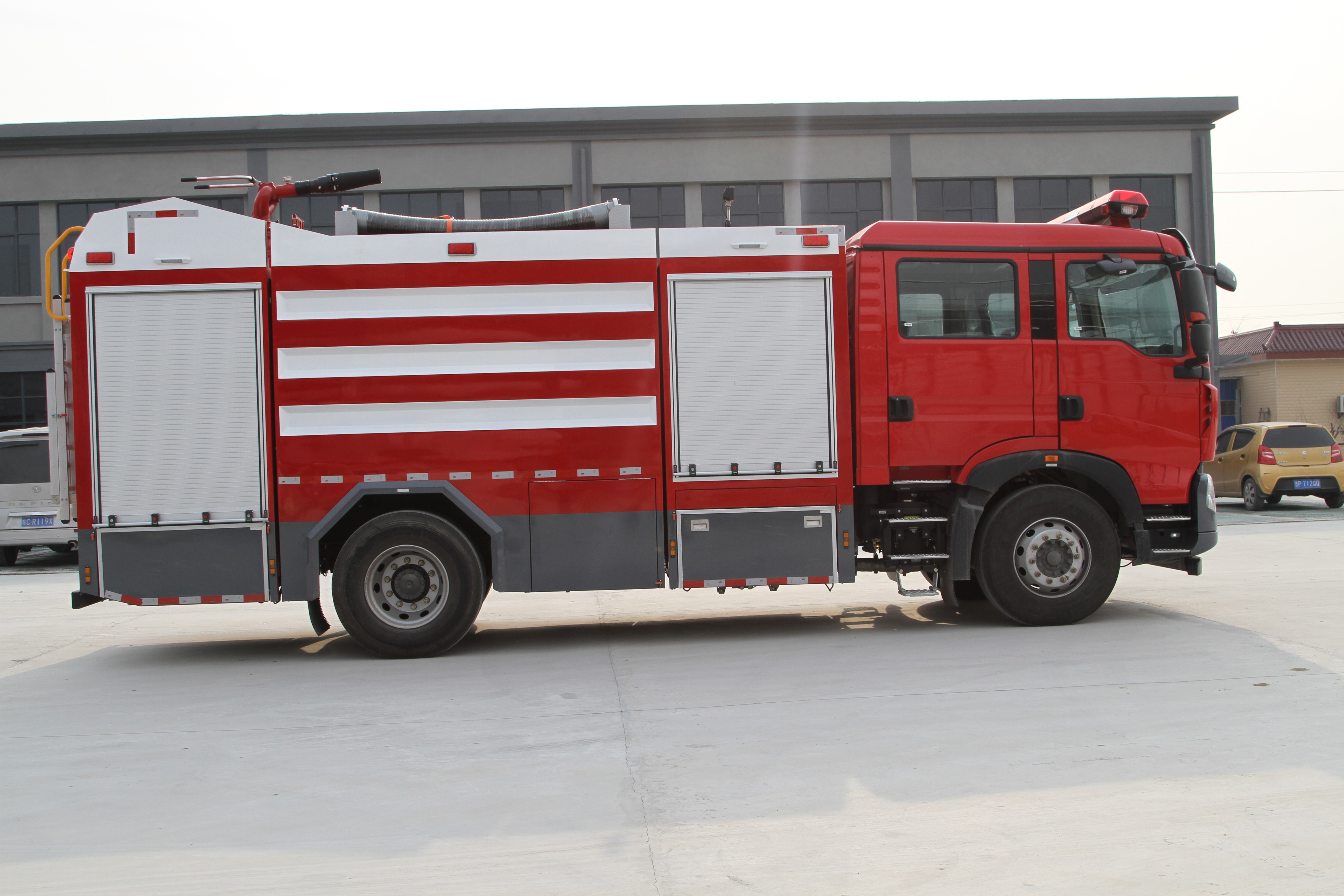 禹都牌YL5190GXFPM80/H泡沫消防車公告圖片