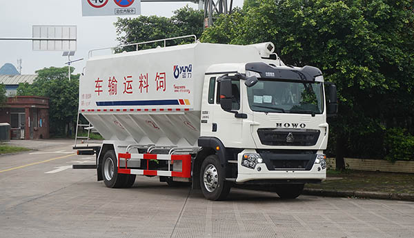 運(yùn)力牌LG5181ZSLZ6散裝飼料運(yùn)輸車