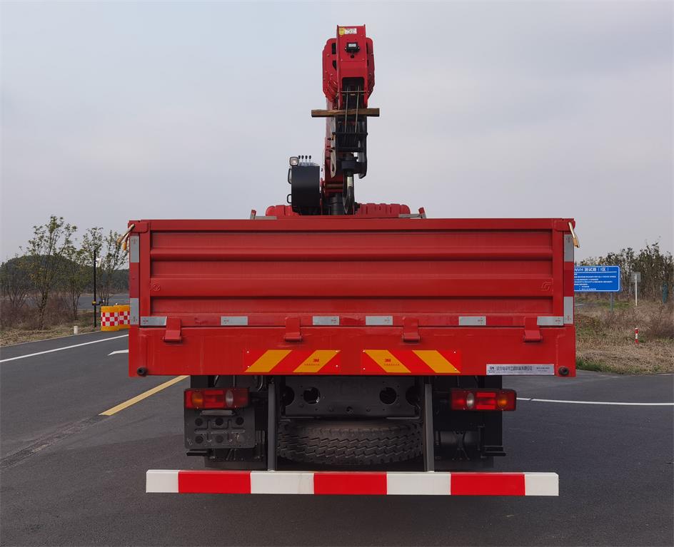 帕菲特牌PFT5187JSQD6A隨車起重運(yùn)輸車公告圖片