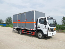 大力牌DLQ5101XRYEQ6易燃液体厢式运输车