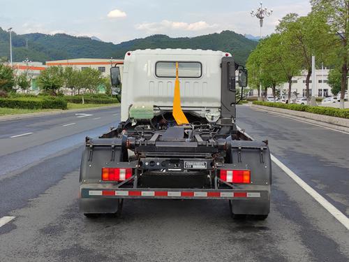 豪曼牌ZZ5048ZXXF17FB0車廂可卸式垃圾車公告圖片