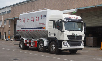 运力牌LG5250ZSLZ6散装饲料运输车