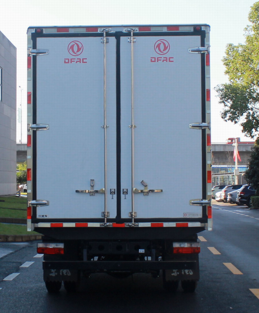東風(fēng)牌EQ5040XLC5EDFAC冷藏車公告圖片