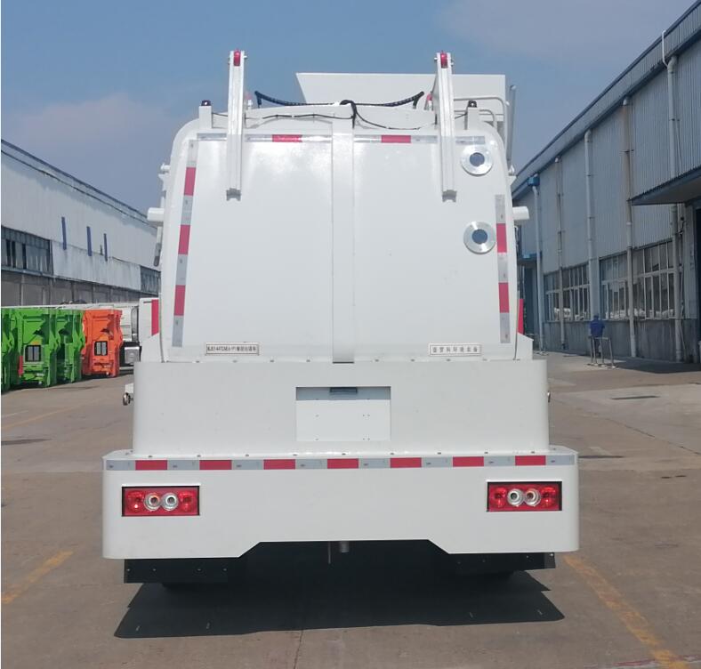 普羅科牌BJ5123TCAE6-P1餐廚垃圾車公告圖片