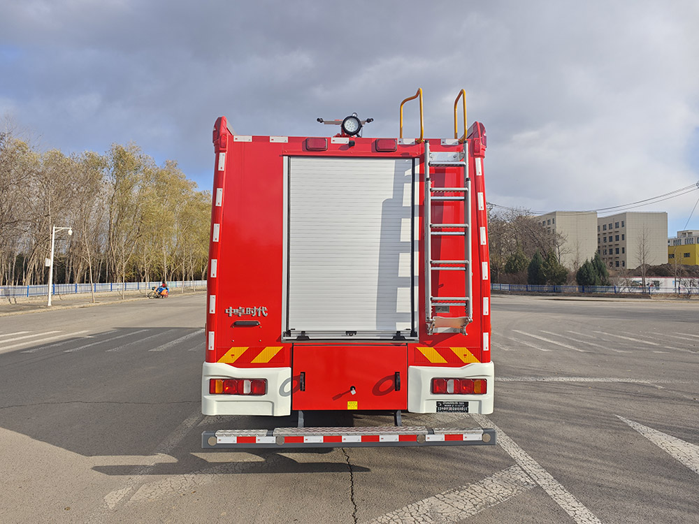 干粉消防車圖片