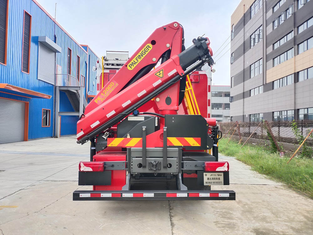 捷達(dá)消防牌SJD5140TXFJY120/SKA搶險(xiǎn)救援消防車公告圖片