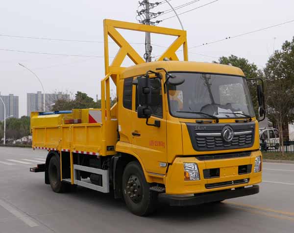 華通牌HCQ5120TFZDF6防撞緩沖車