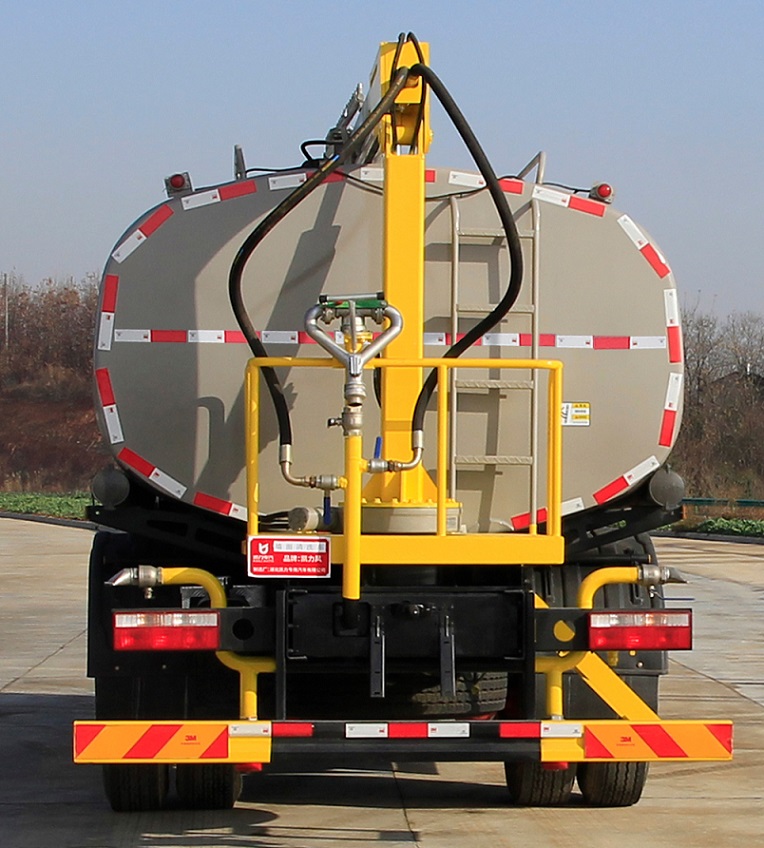 凱力風(fēng)牌KLF5180TXQE6墻面清洗車(chē)公告圖片