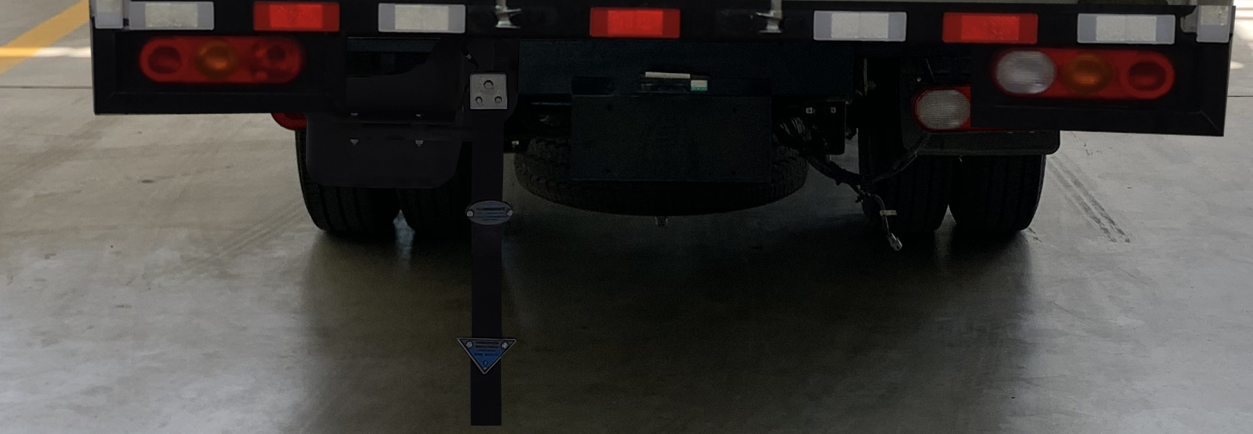 飛碟牌FD5038XXYD66K6-NG2廂式運(yùn)輸車公告圖片