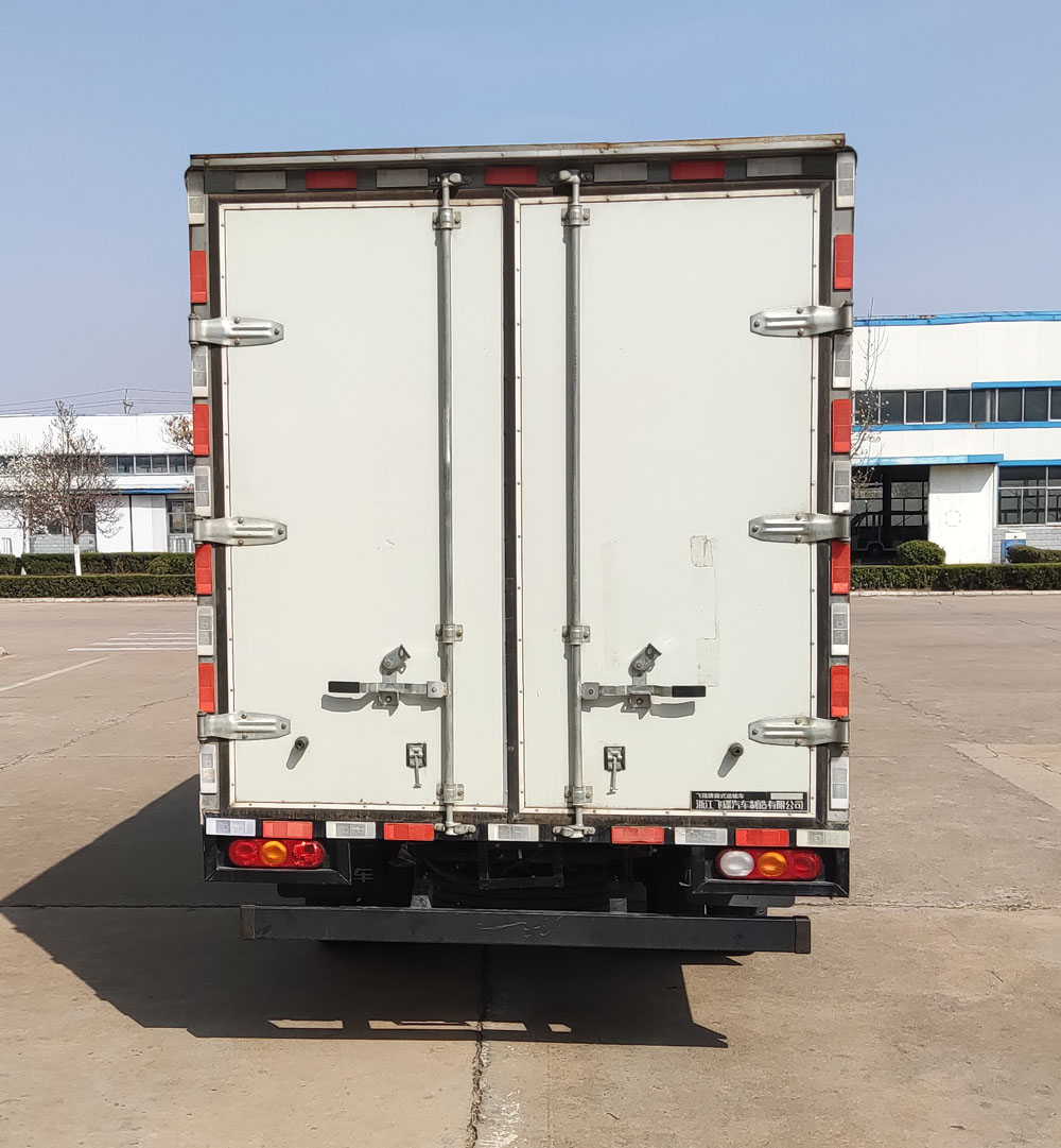 飛碟牌FD5040XXYD66K6-2廂式運(yùn)輸車公告圖片